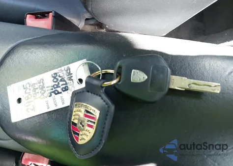 1999 Porsche 911 Carrera/Carrera 4 z USA, uszkodzony, nr VIN WP0CA2996XS650120